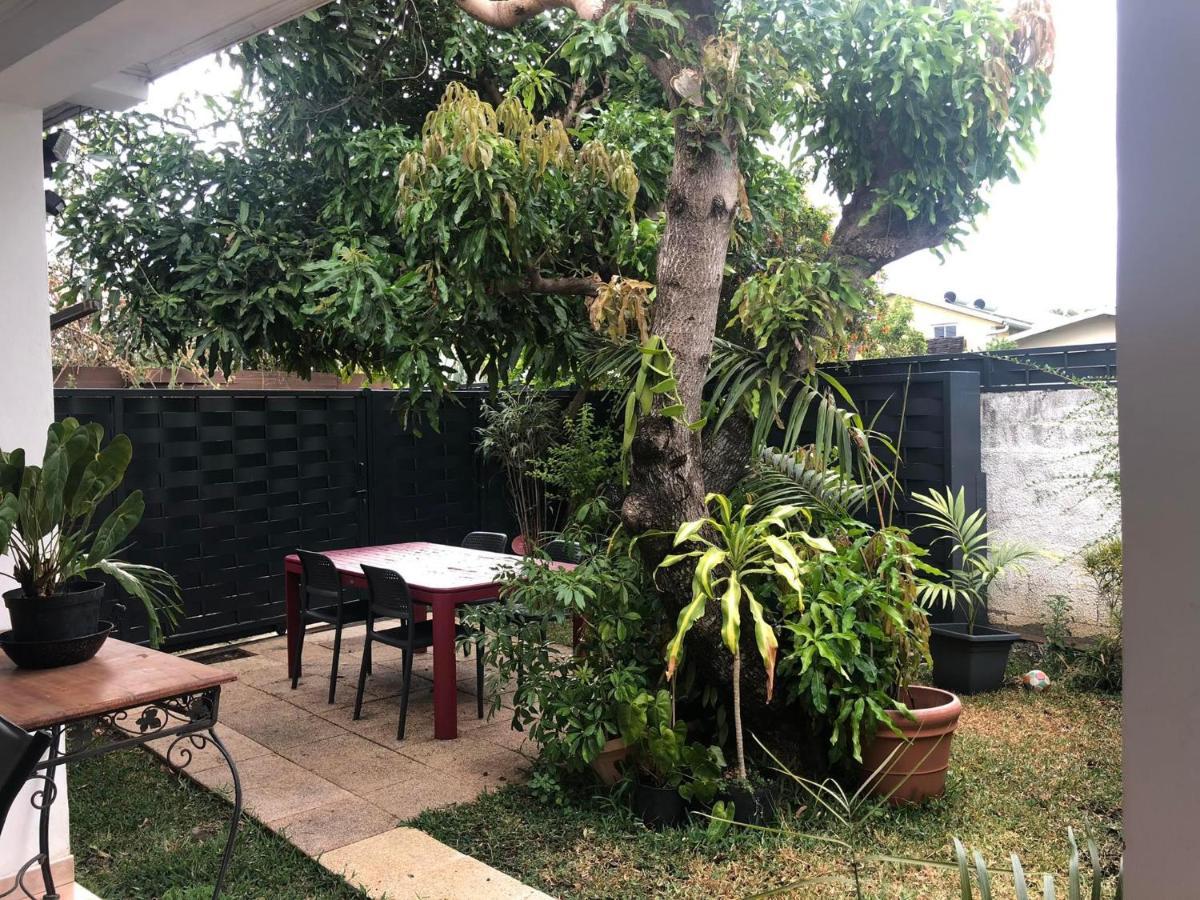 Meuble Le Manguier Apartment Saint Pierre Ngoại thất bức ảnh