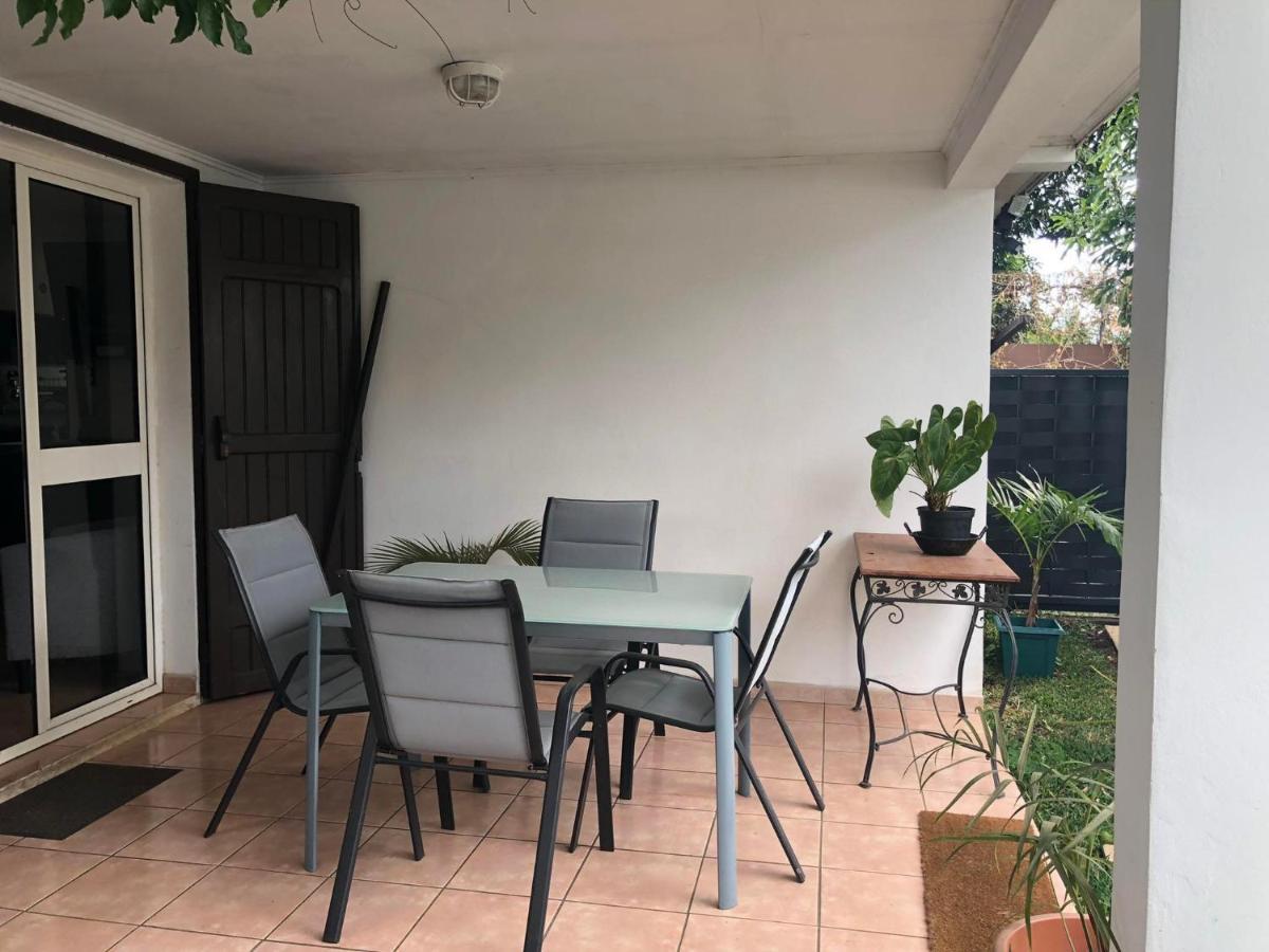 Meuble Le Manguier Apartment Saint Pierre Ngoại thất bức ảnh